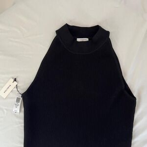 Aritzia Women's Black Crop-top